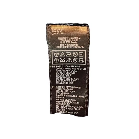 3 for $30 Forever 21 navy polka dot tank top - Picture 3 of 6